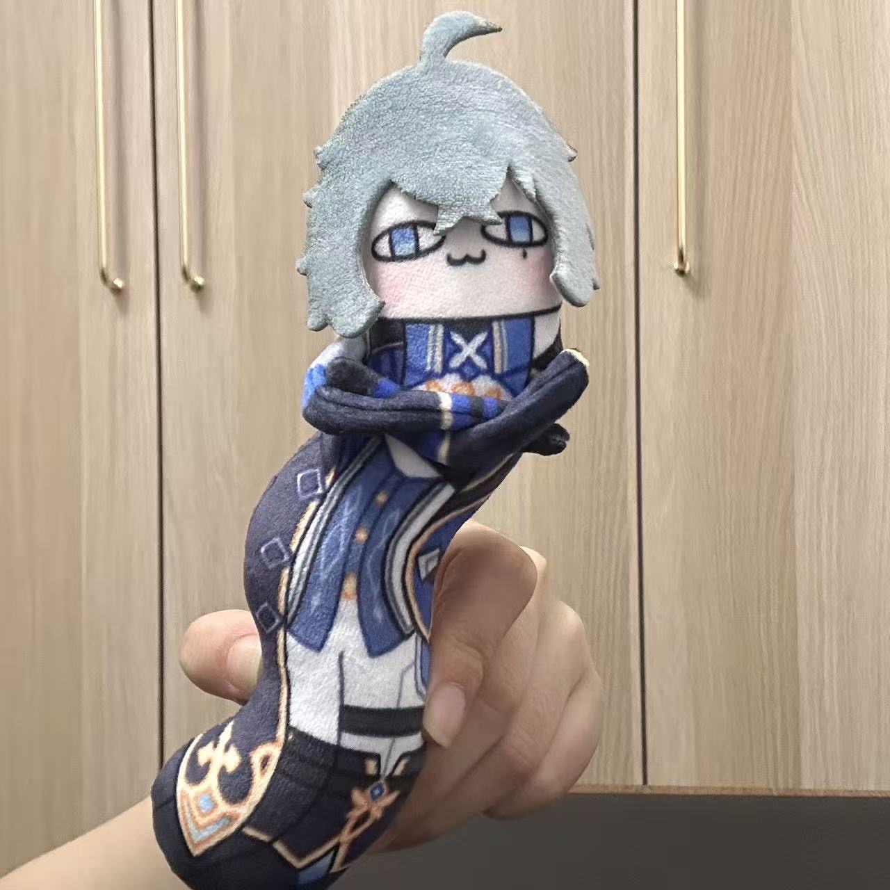 Cosplay Plushie Prop - 18cm Śmieszne Pluszowe Zabawki Genshin Impact